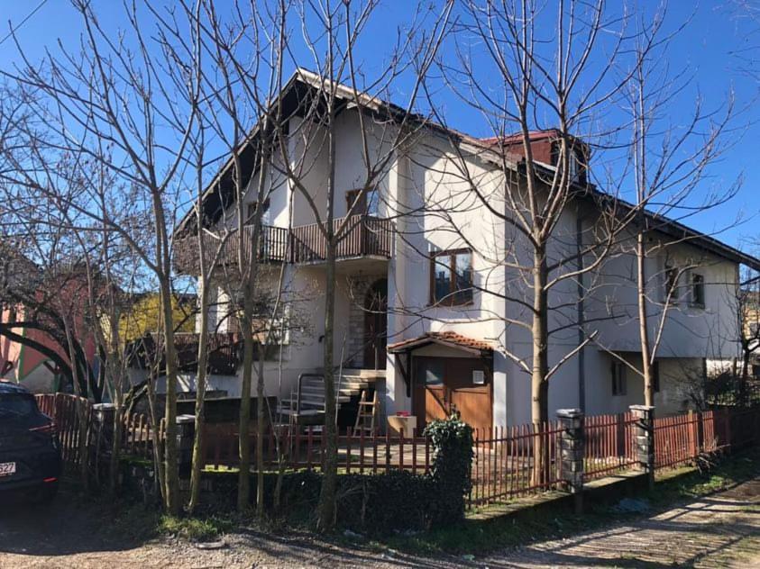 Old Town House Apartment Nikšić Exterior foto